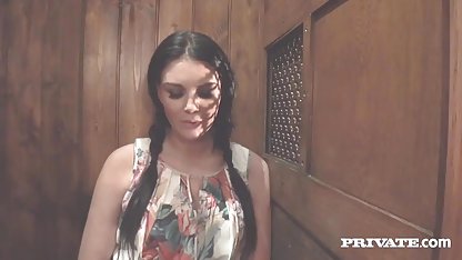 Ngentot keroyokan artis bokep filipina